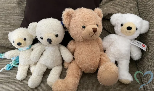 多くのぬいぐるみ