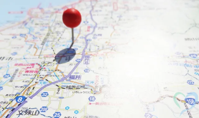 地図にピンを立てる