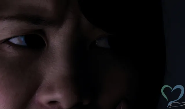 つきまといの顔