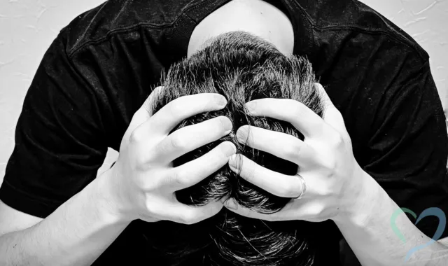 恐怖心に苛まれる