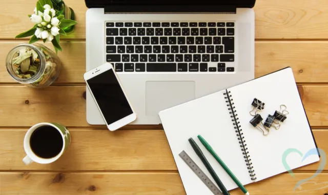 ノートPCと手帳